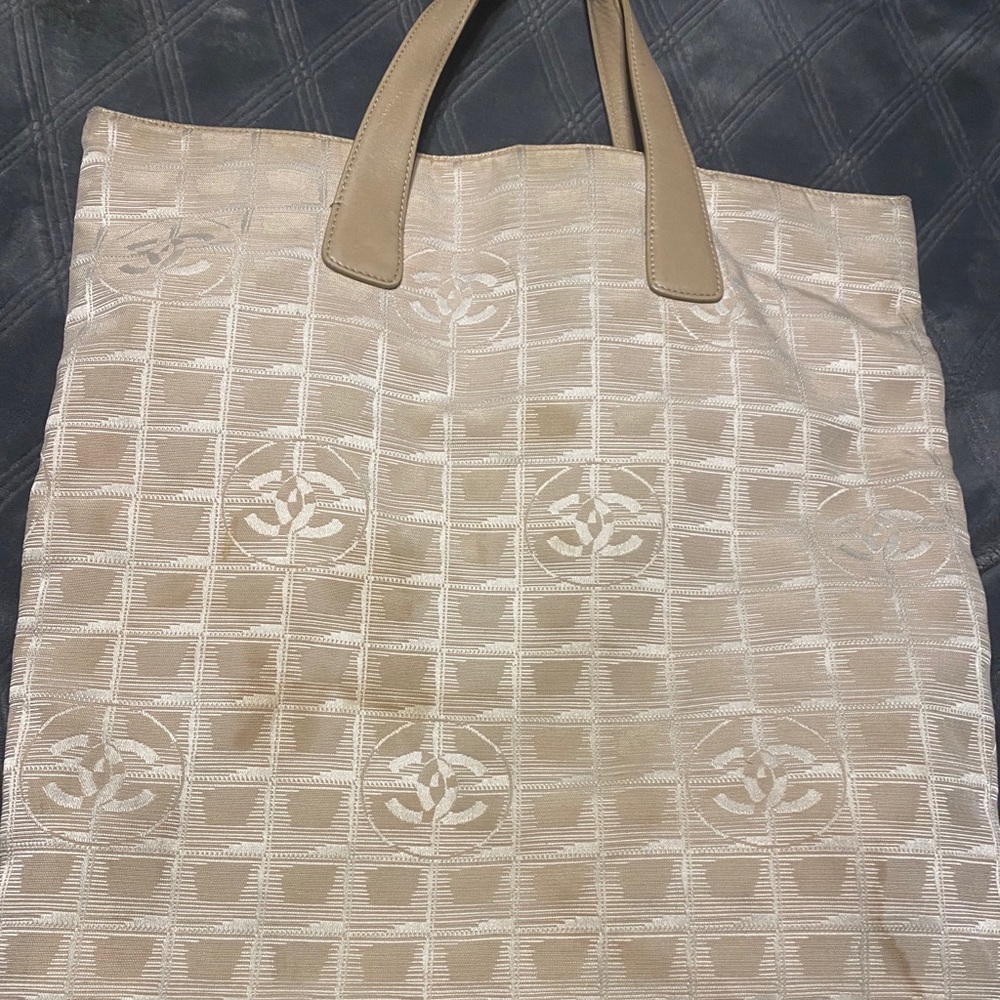 Chanel vintage tote